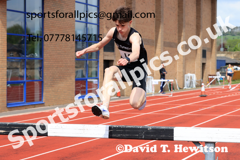 Steeplechase, 2026 Elswick Harriers Event, Wentworth, Hexham. Photo: David T. Hewitson/Sports for All Pics